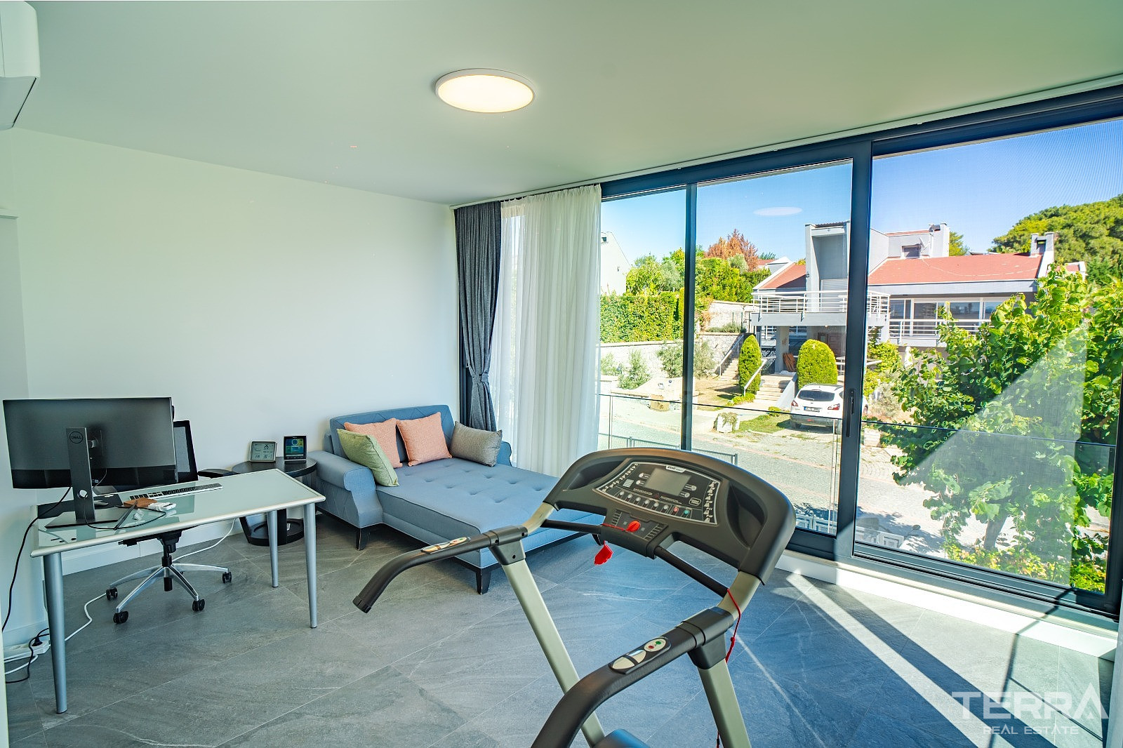 Sea View Private Villa for Sale in İzmir, Urla - 111161
