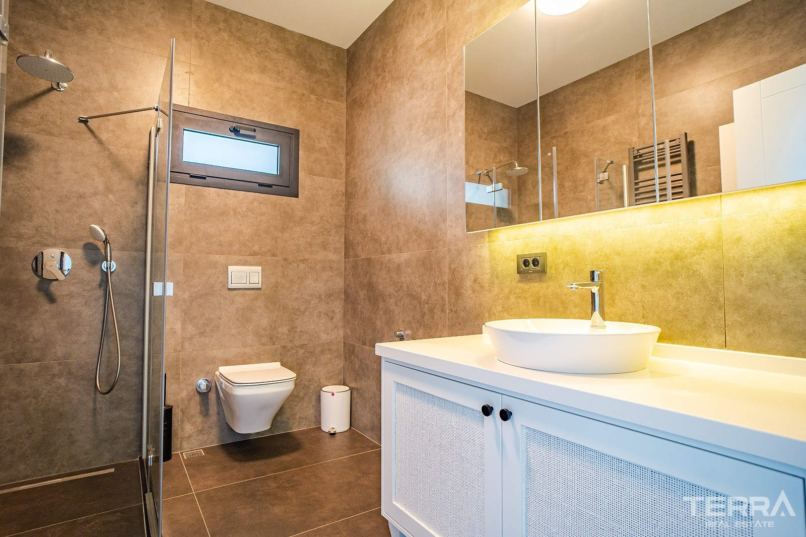 Sea View Private Villa for Sale in İzmir, Urla - 111167