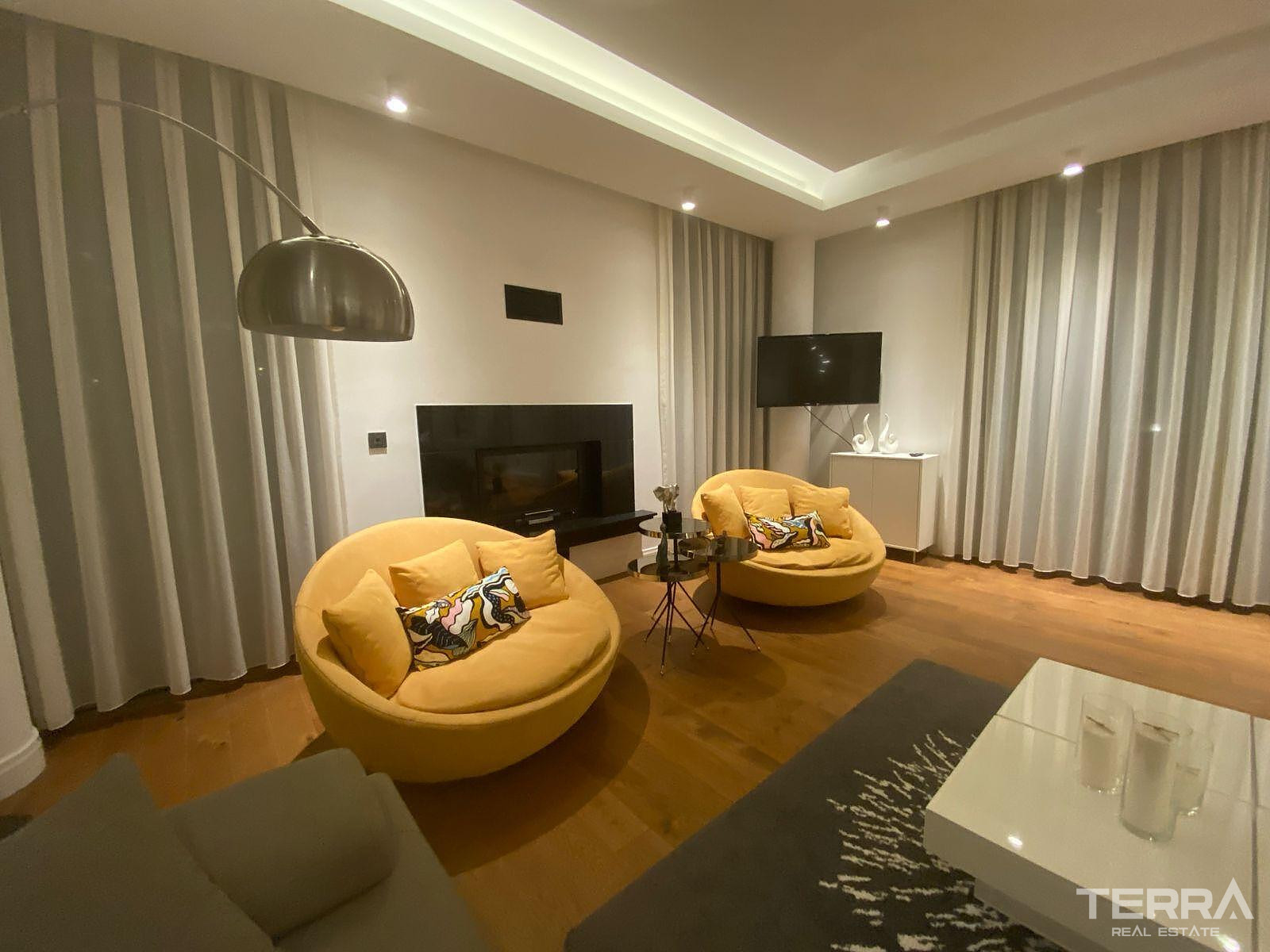 Detached Villa for Sale in Çeşme, İzmir, Turkey - 111212