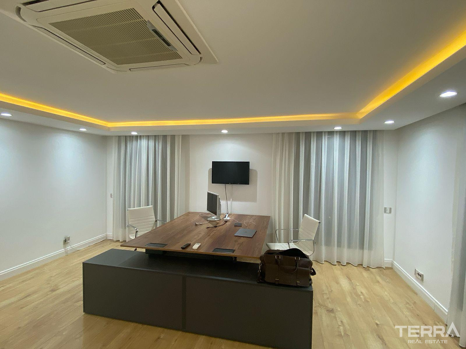 Detached Villa for Sale in Çeşme, İzmir, Turkey - 111233