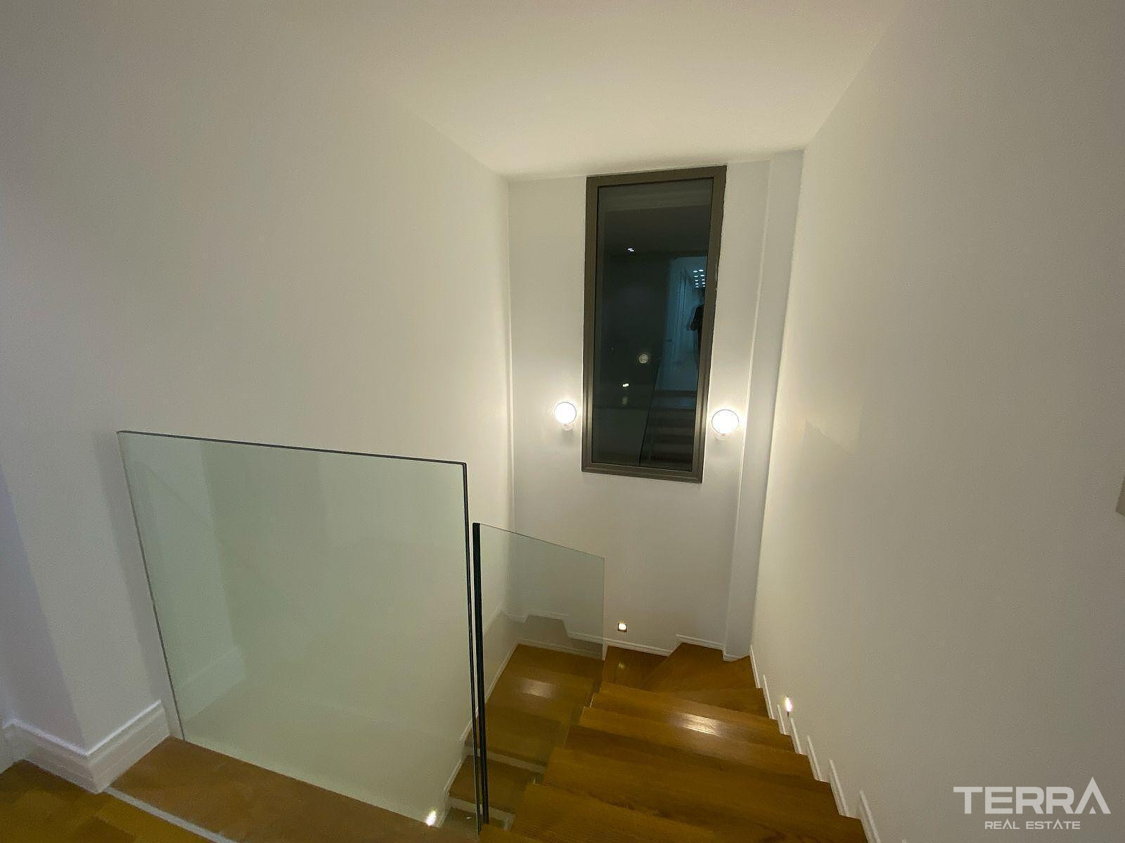 Detached Villa for Sale in Çeşme, İzmir, Turkey - 111238