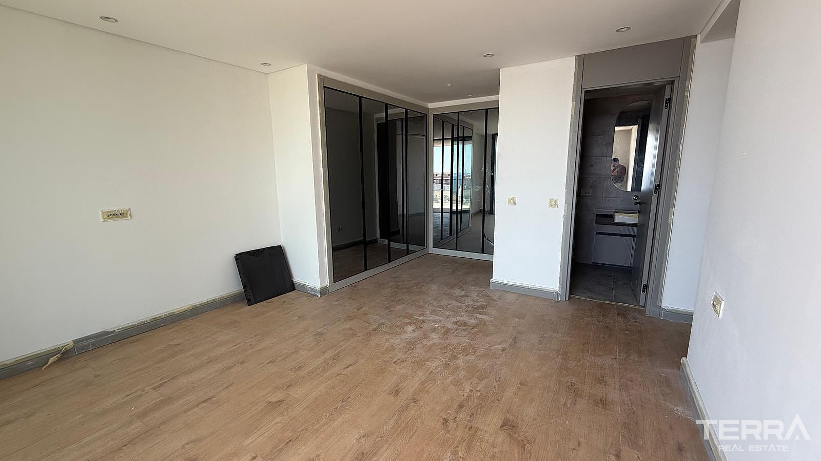 Seafront Villas for Sale in Çeşme, İzmir, Turkey - 111285