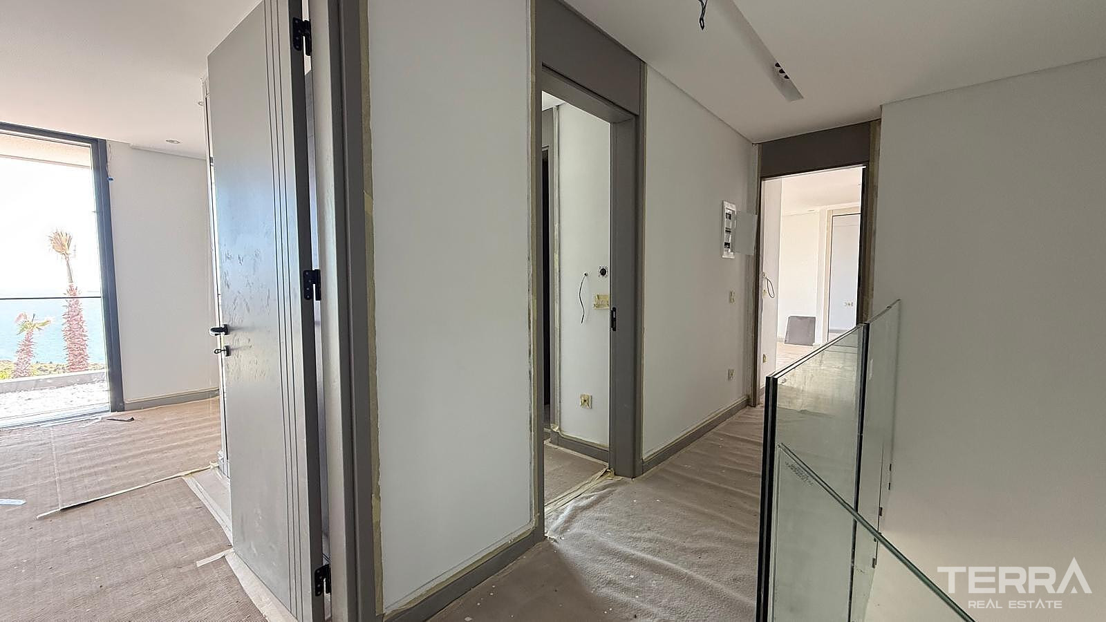 Seafront Villas for Sale in Çeşme, İzmir, Turkey - 111294