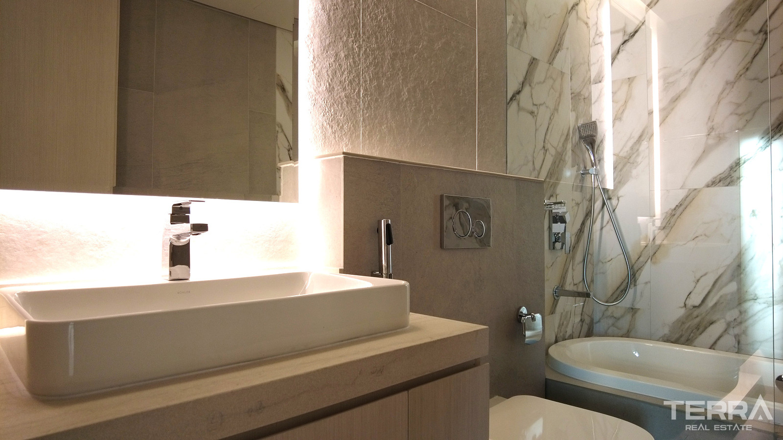 Ready-to-Move-in Apartments for Sale in Dubai Marina, UAE - 111646