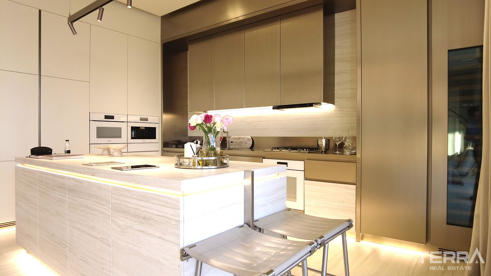 Furnished Apartments for Sale in Dubai Meydan - 111709
