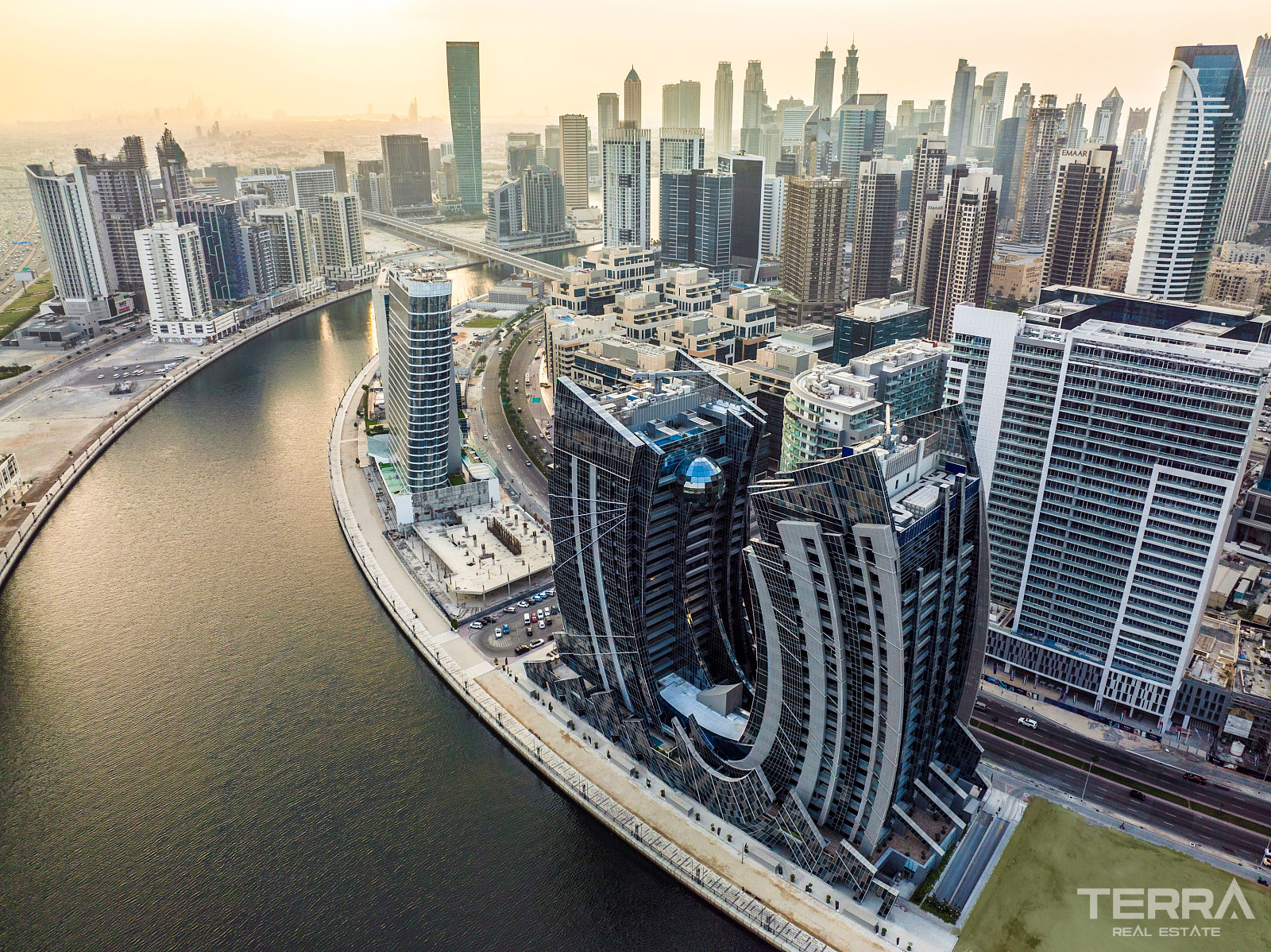 Eksklusive lejligheder til salg ved Business Bay Canal, Dubai - 111727