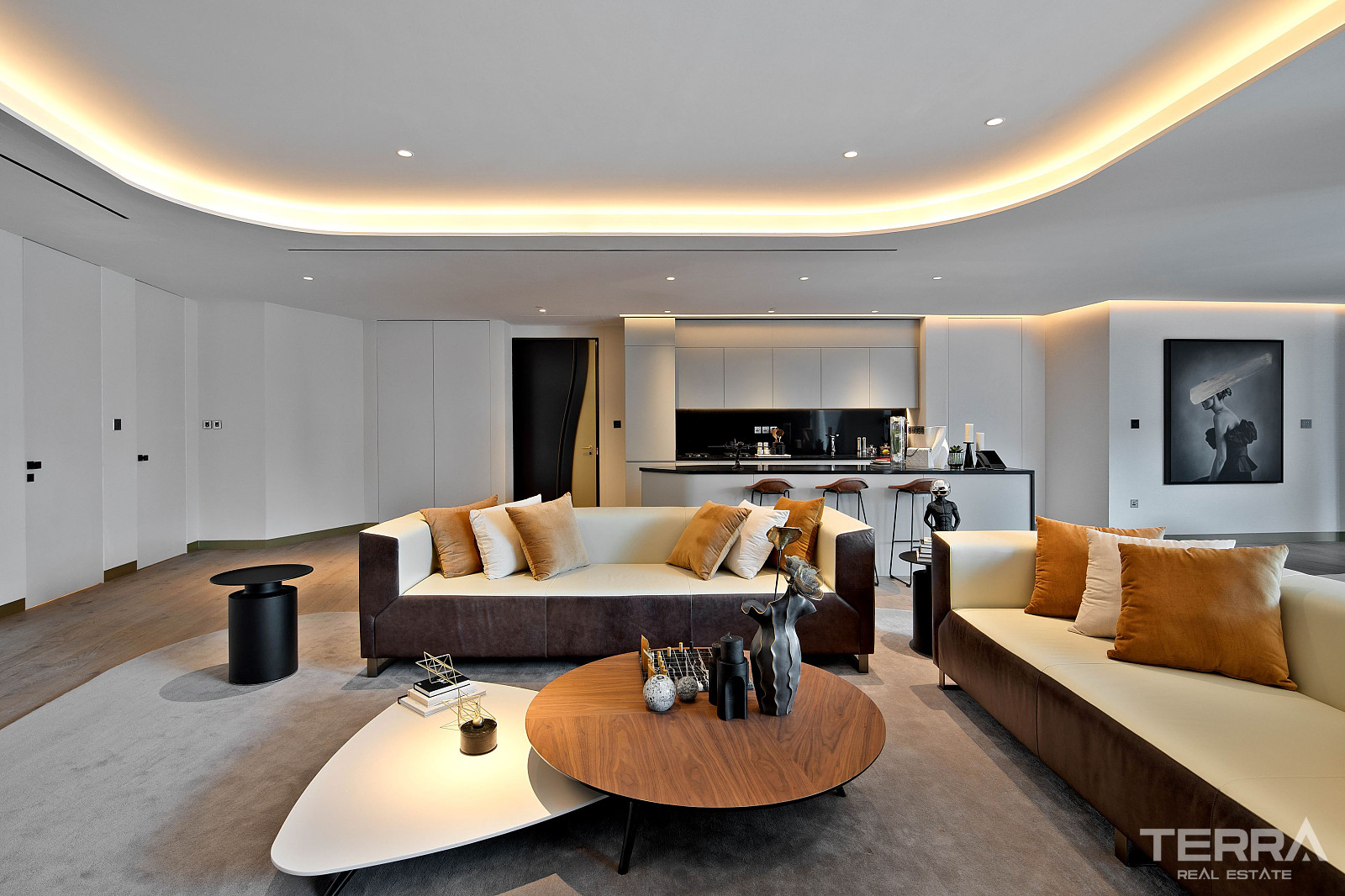 Luxury Apartments for Sale in Business Bay, Dubai, UAE - 111963