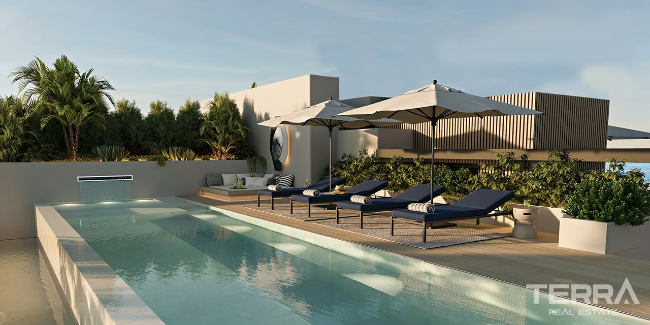 Beachfront Villa for Sale in Marbella, Málaga, Spain - 112173