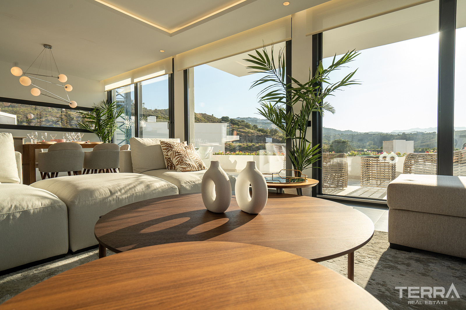 Golf Villas for Sale with Private Pool in Málaga, Mijas - 112361
