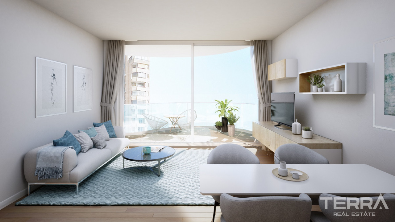 Malaga, Fuengirola'da Plaja Yakın Konumda Satılık Merkezi Daireler - 112504