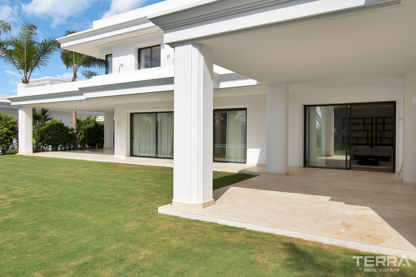 Detached Villas for Sale in Marbella, Costa del Sol - 112511