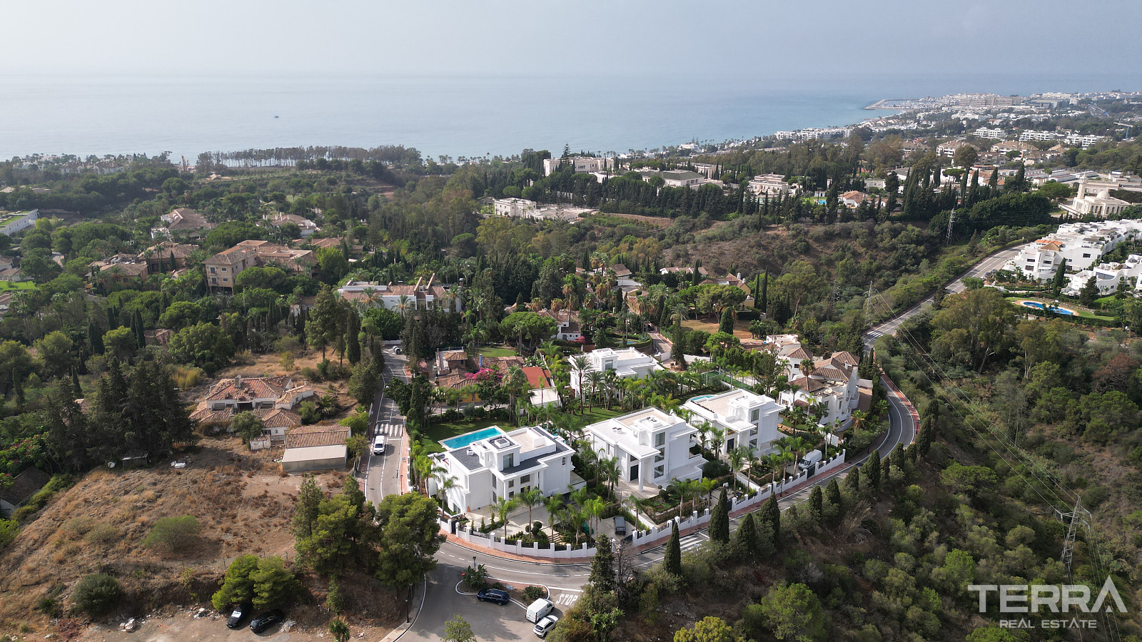 Detached Villas for Sale in Marbella, Costa del Sol - 112525