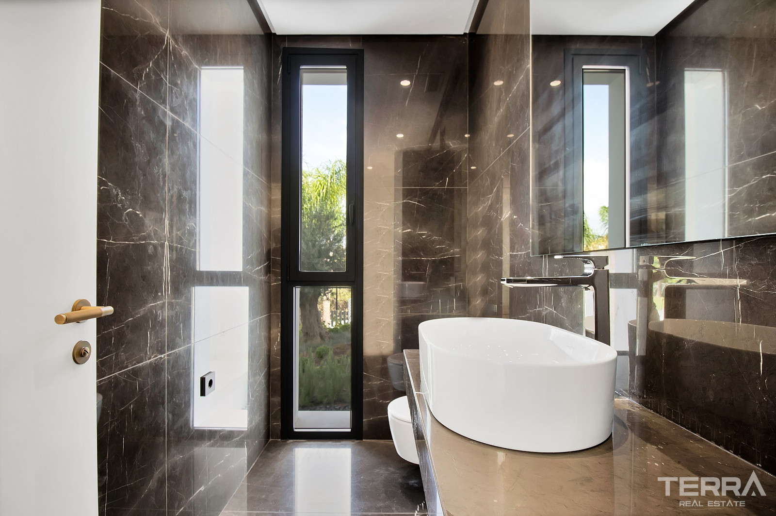 Detached Villas for Sale in Marbella, Costa del Sol - 112526