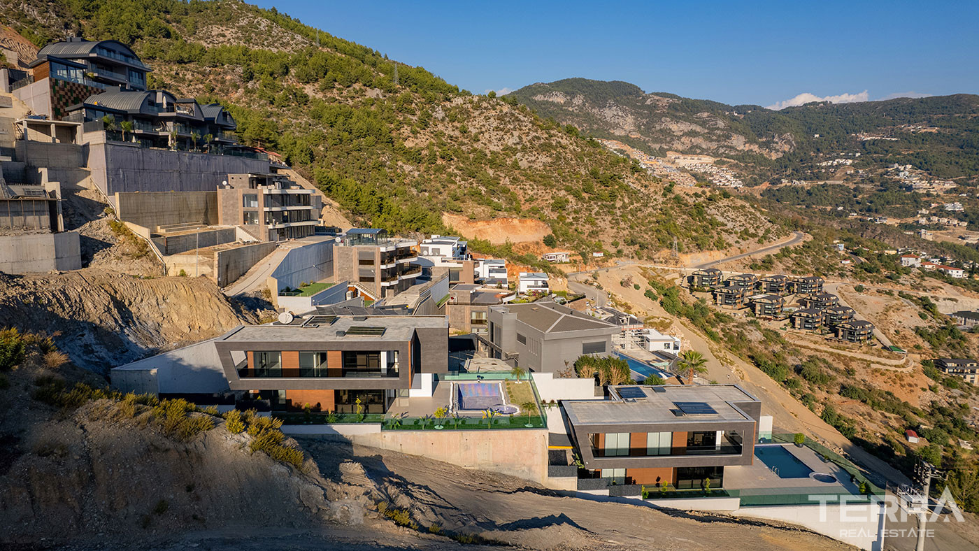 Sea View Villa for Sale in Tepe, Alanya, Turkey - 112969