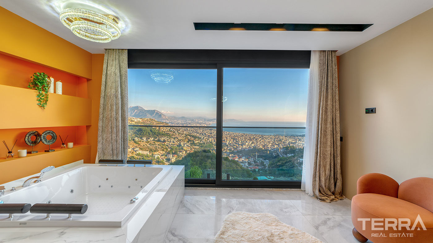 Sea View Villa for Sale in Tepe, Alanya, Turkey - 112989