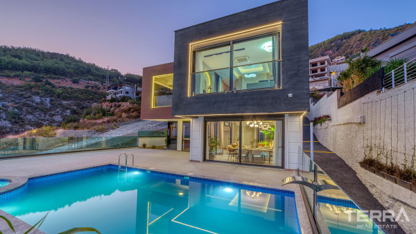 Sea View Villa for Sale in Tepe, Alanya, Turkey