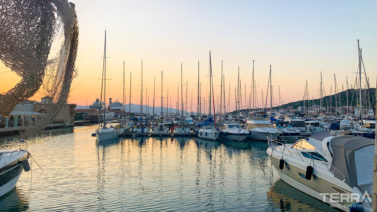 Strandnære lejligheder til salg i Çeşme, İzmir, Tyrkiet - 113532