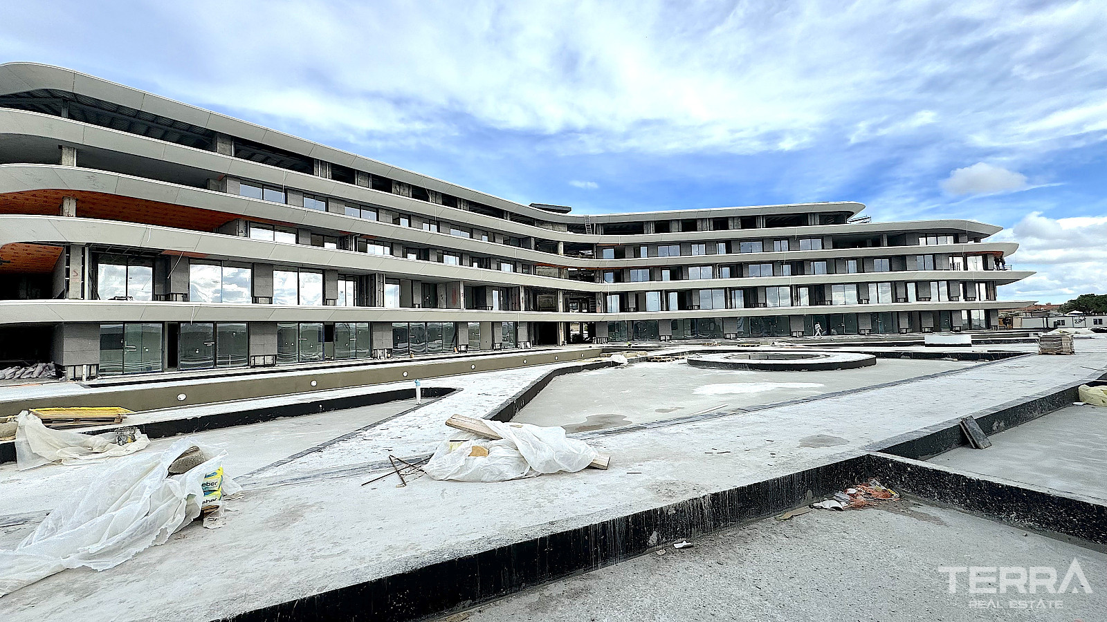 Seafront Apartments for Sale in İzmir, Çeşme, Turkey - 113564