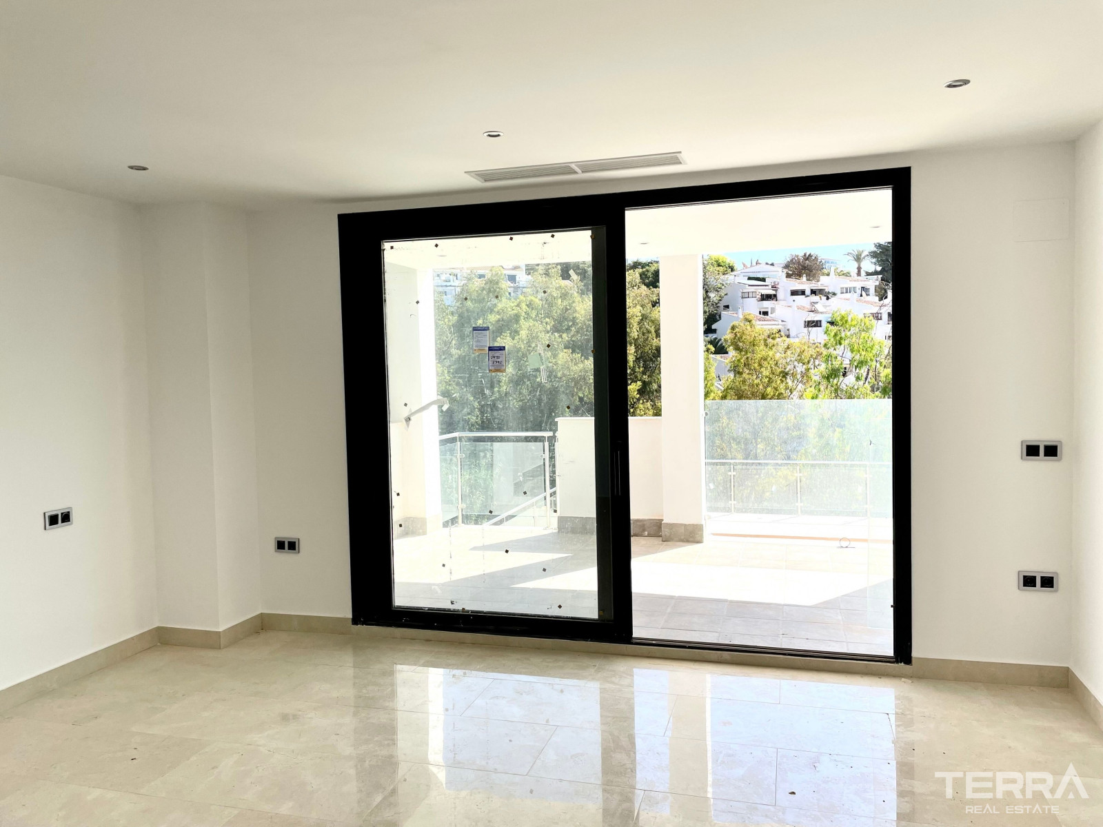 Villaer med havudsigt til salg i Torremuelle, Benalmádena, Spanien - 113736
