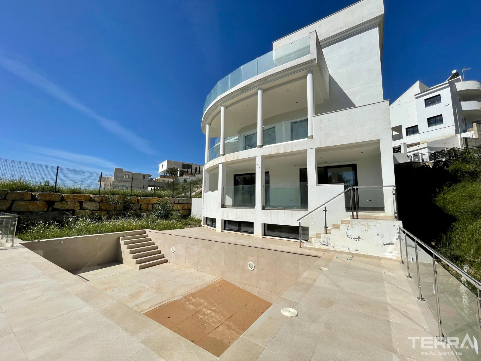 Villaer med havudsigt til salg i Torremuelle, Benalmádena, Spanien - 113750