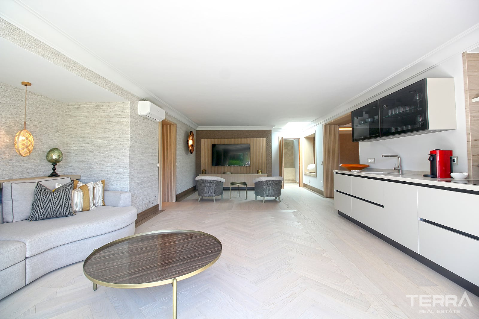 Eksklusiv villa med pool til salg i Paraíso, Benahavís, Spanien - 114008