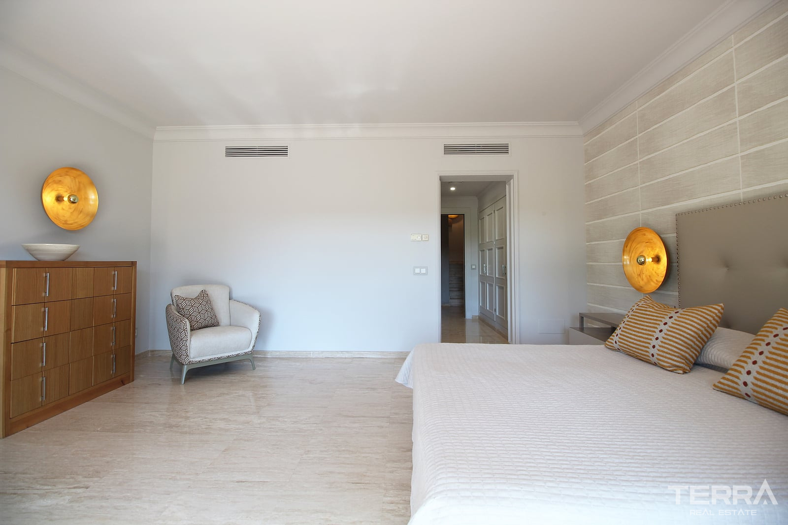 Eksklusiv villa med pool til salg i Paraíso, Benahavís, Spanien - 114030