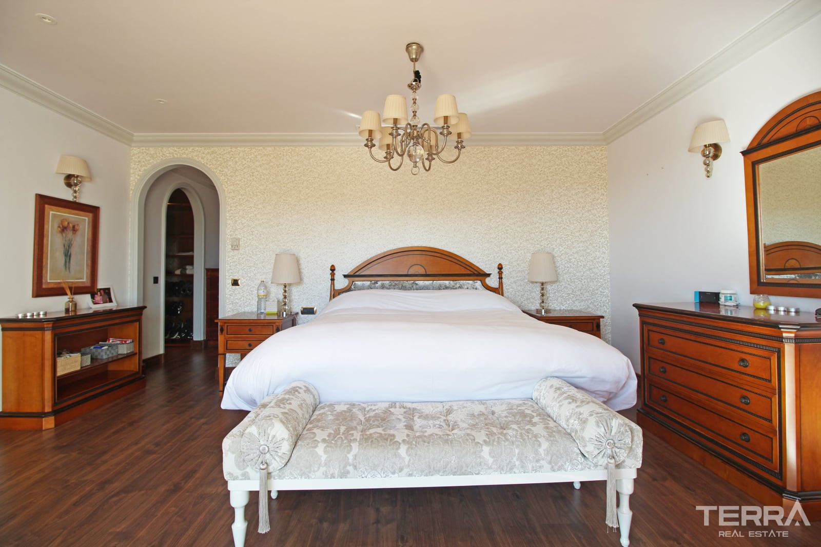 Eksklusiv villa med pool til salg i Paraíso, Benahavís, Spanien - 114070