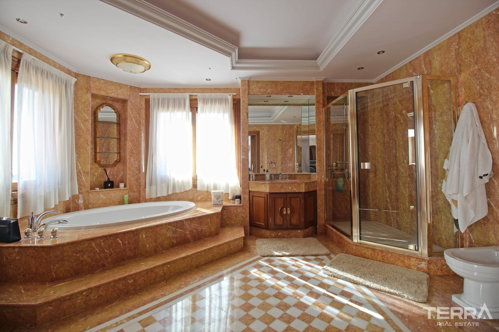 Eksklusiv villa med pool til salg i Paraíso, Benahavís, Spanien - 114071