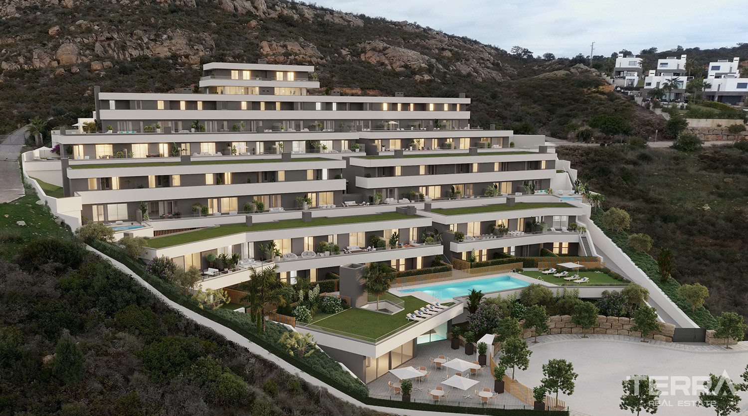 Manilva, Costa del Sol'da Deniz Manzaralı Yarı Müstakil Villalar - 114184