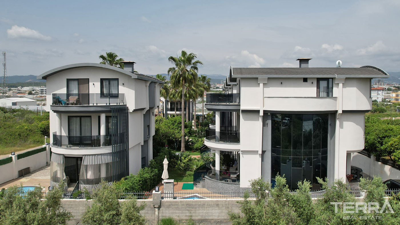 Villa with Private Pool for Sale in Payallar, Alanya, Turkey - 114620
