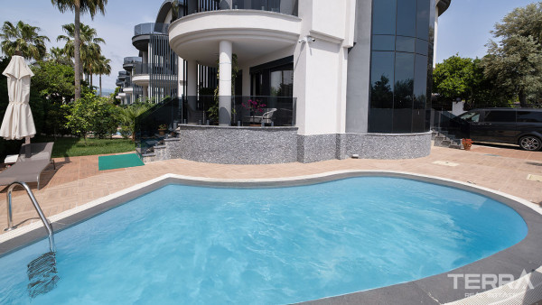 Villa with Private Pool for Sale in Payallar, Alanya, Turkey
