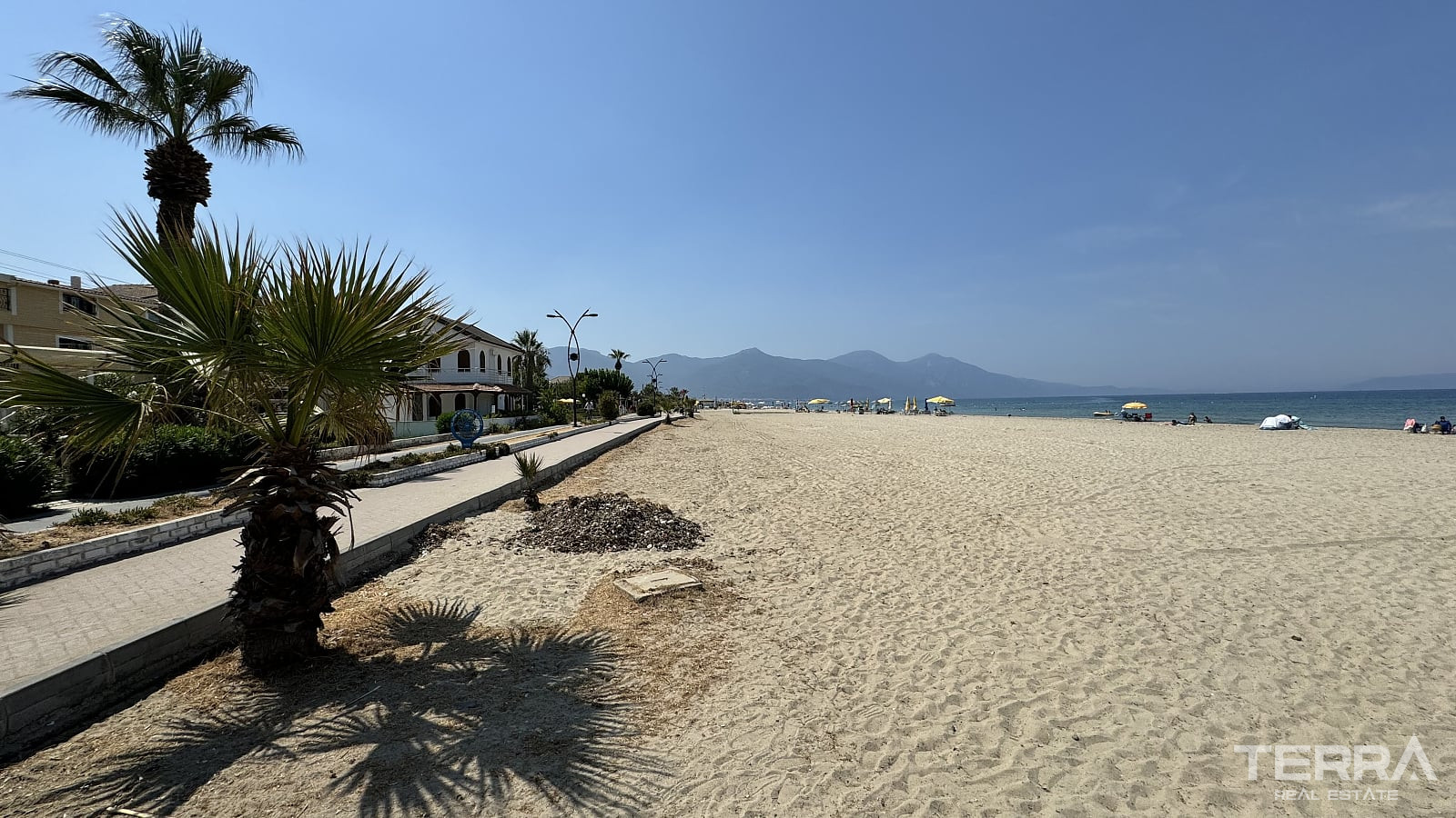 Willa z prywatnym basenem i ogrodem na sprzedaż w Kuşadası, Turcja - 115374