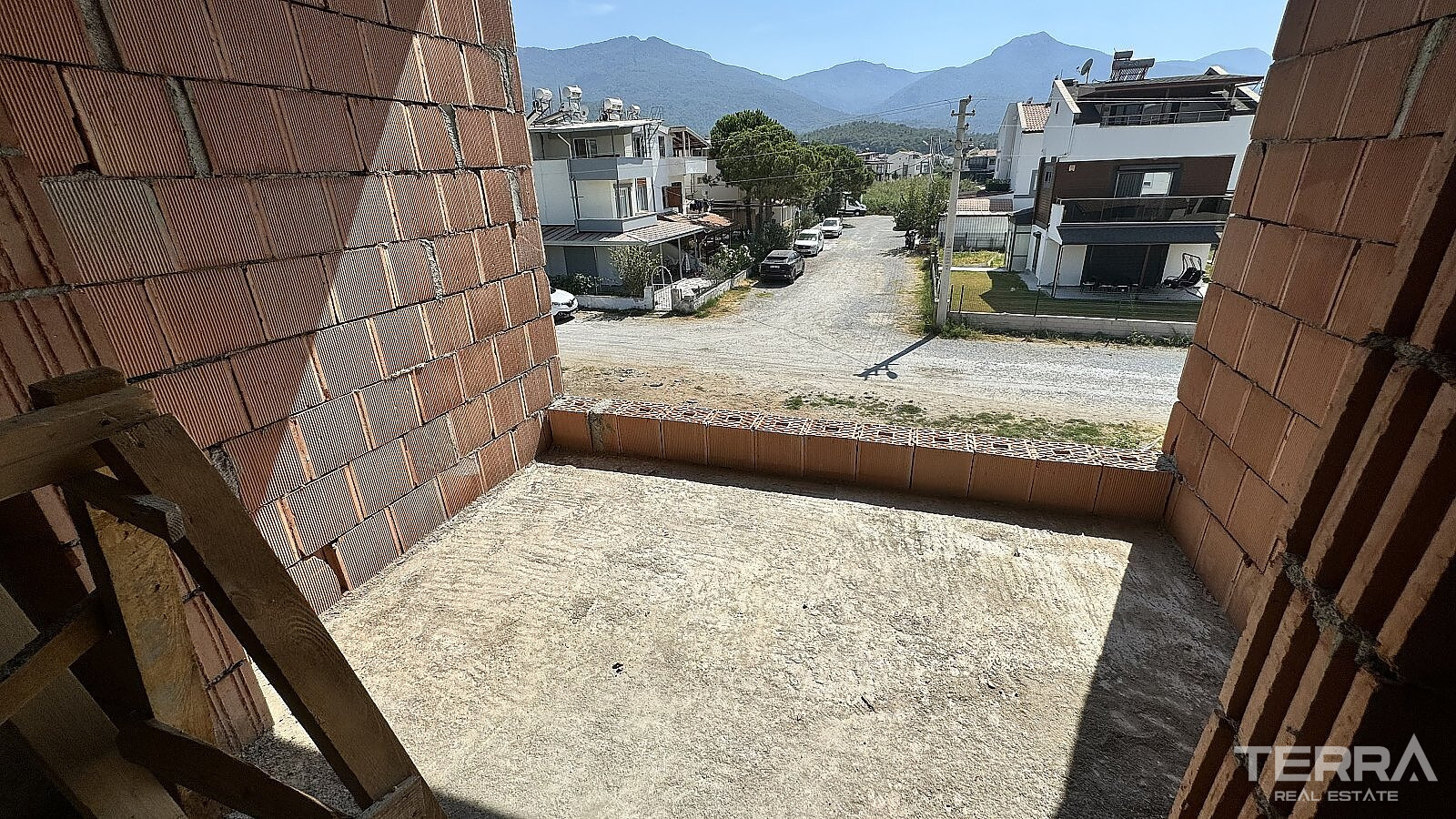 Willa z prywatnym basenem i ogrodem na sprzedaż w Kuşadası, Turcja - 115407