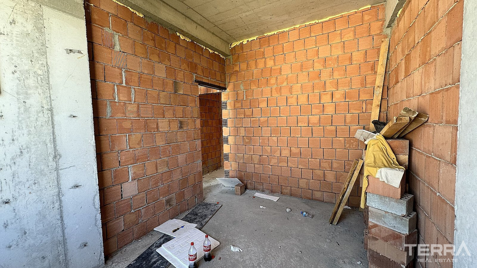 Willa z prywatnym basenem i ogrodem na sprzedaż w Kuşadası, Turcja - 115409