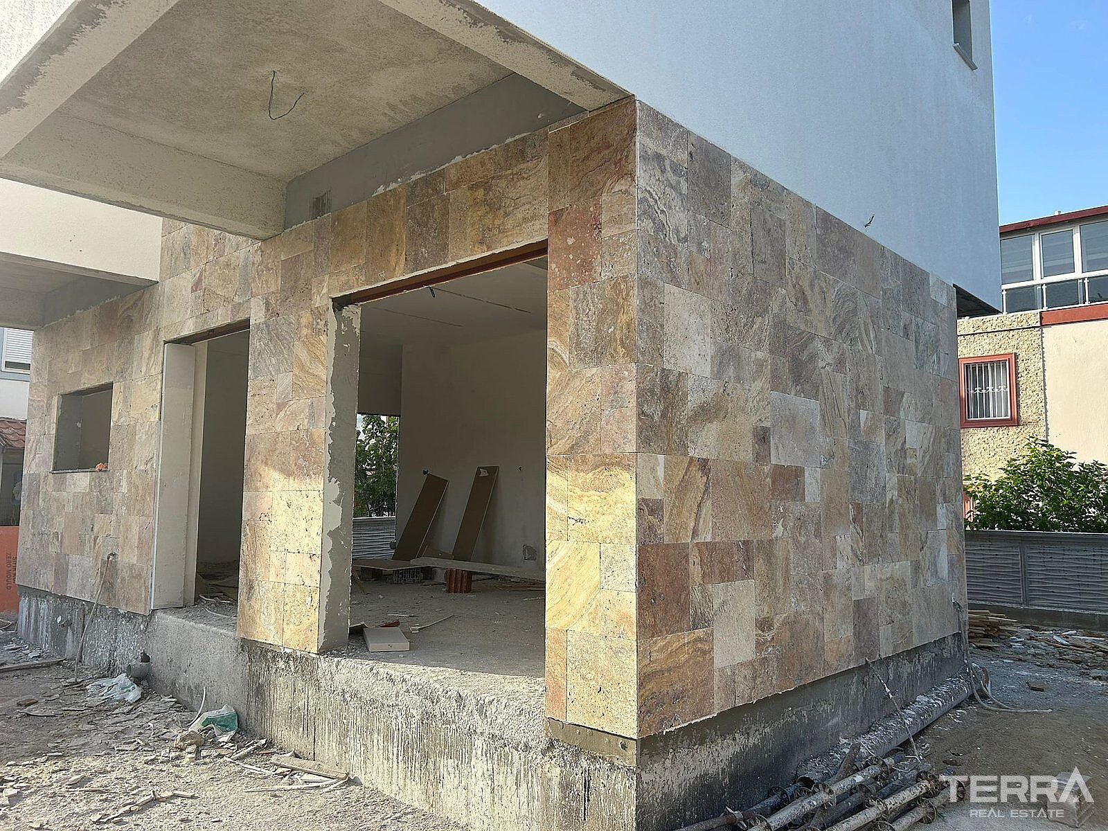Willa z prywatnym basenem i ogrodem na sprzedaż w Kuşadası, Turcja - 115412