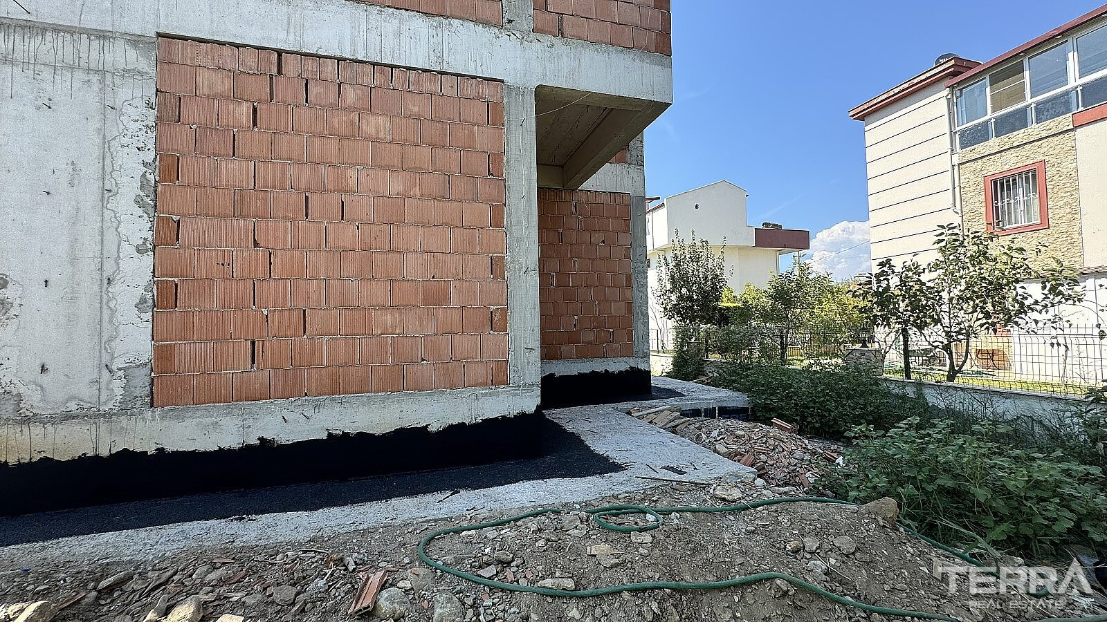 Willa z prywatnym basenem i ogrodem na sprzedaż w Kuşadası, Turcja - 115415