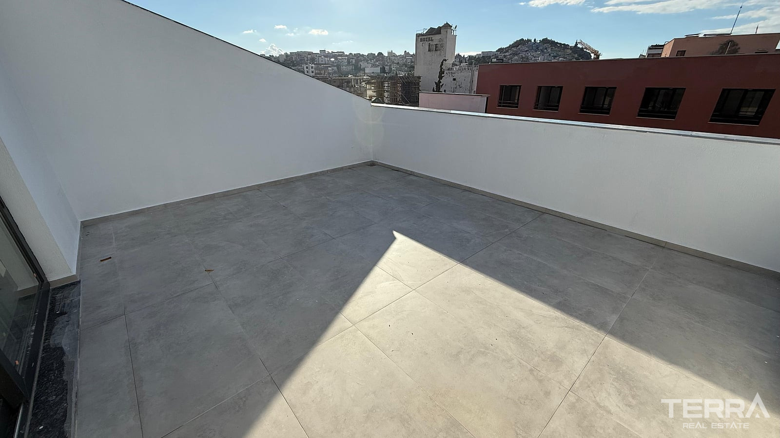 Kuşadası Aydın'da Merkezi Konuma Sahip Sıfır Daireler - 115435