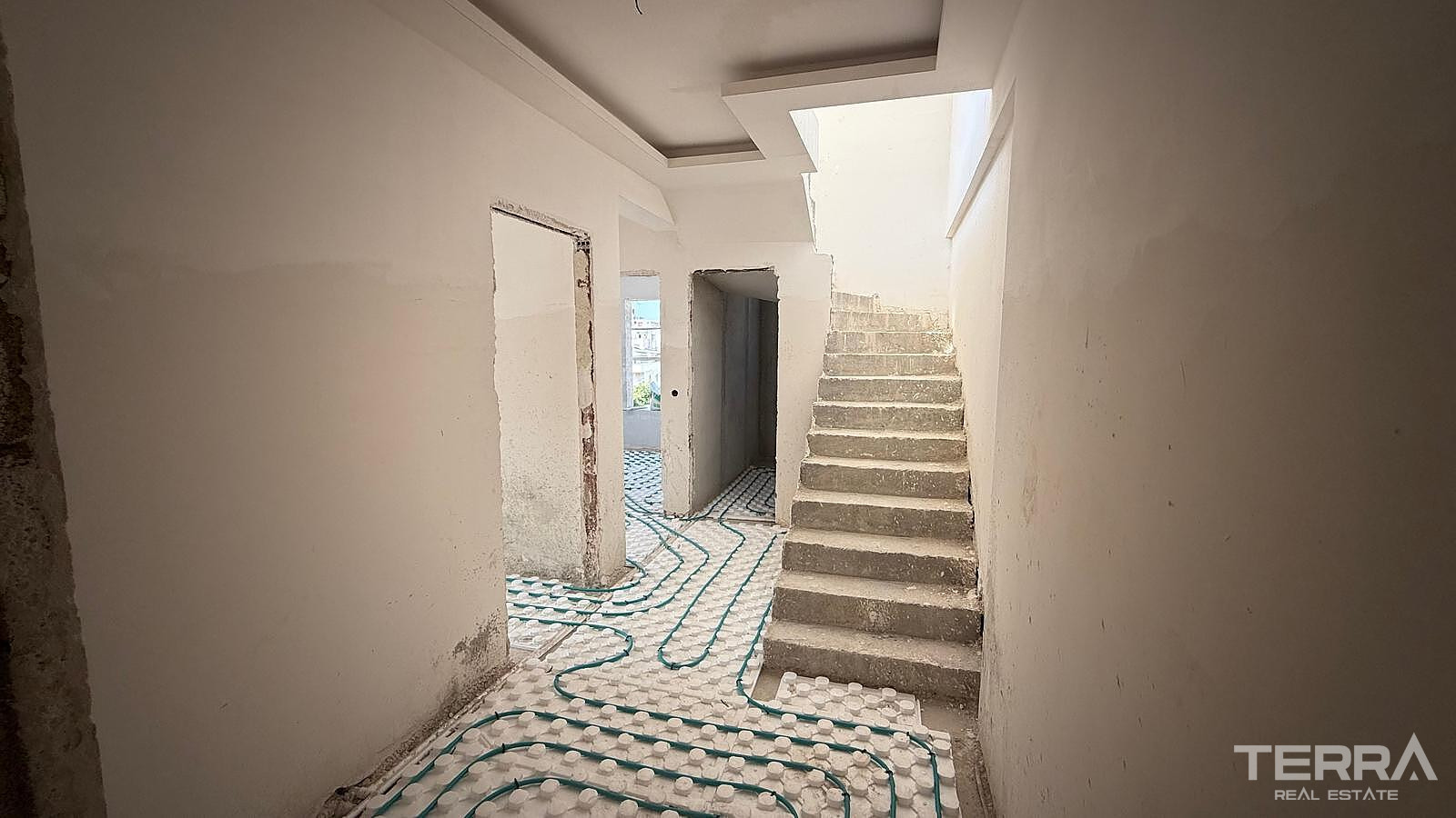 Kuşadası Aydın'da Merkezi Konuma Sahip Sıfır Daireler - 115451