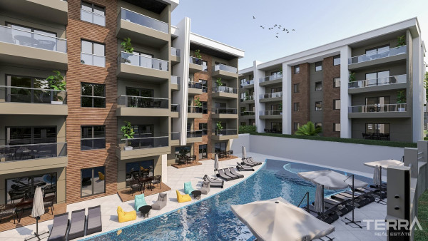 Aydın, Kuşadası'nda Yüzme Havuzlu Sitede Satılık Sıfır Daireler
