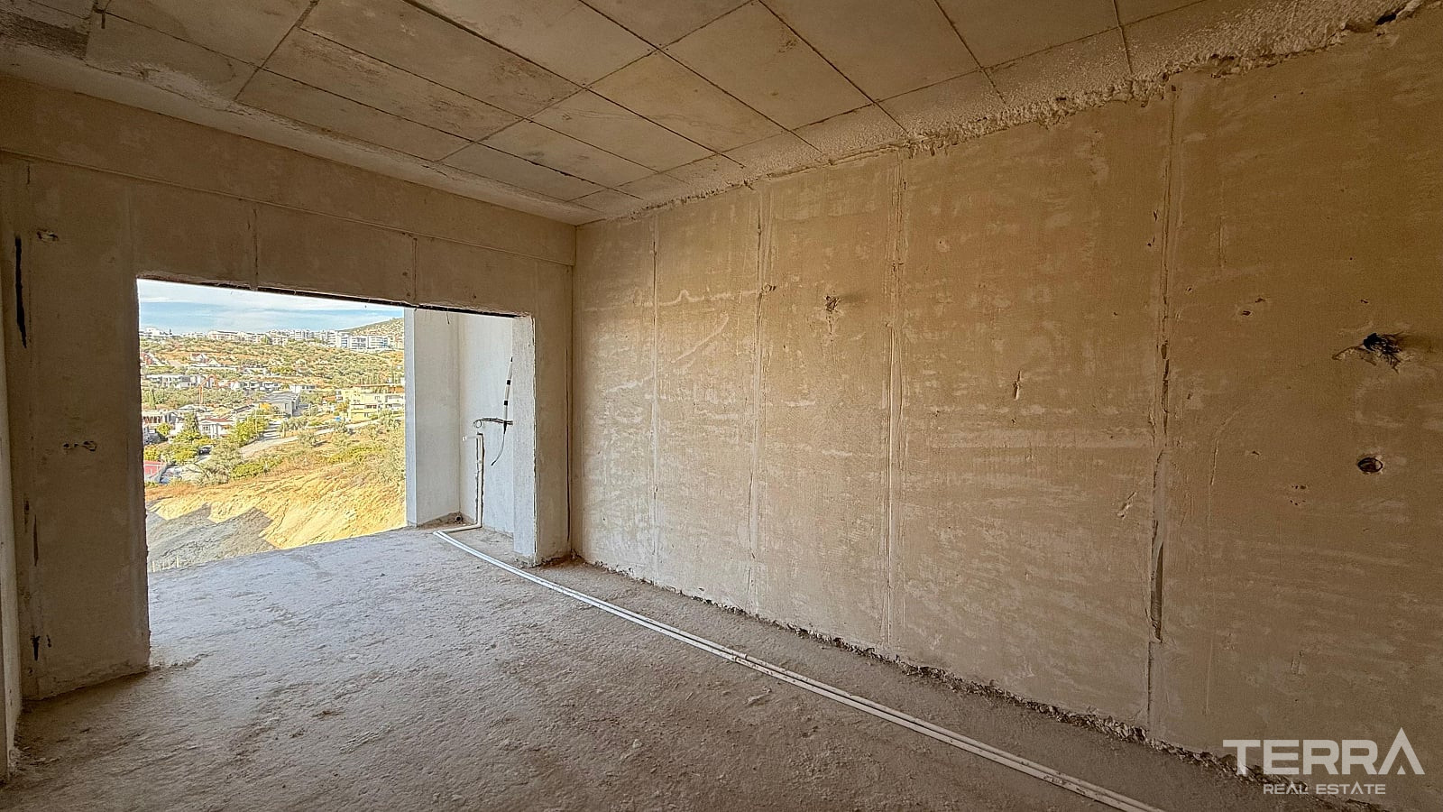 Aydın, Kuşadası'nda Yüzme Havuzlu Sitede Satılık Sıfır Daireler - 115539