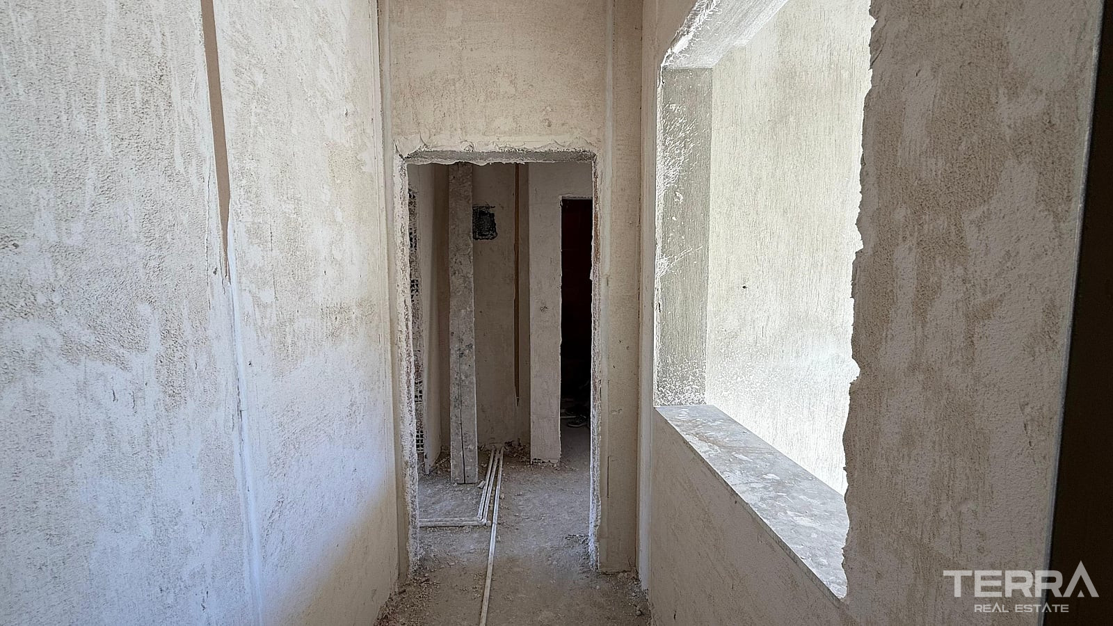 Aydın, Kuşadası'nda Yüzme Havuzlu Sitede Satılık Sıfır Daireler - 115540
