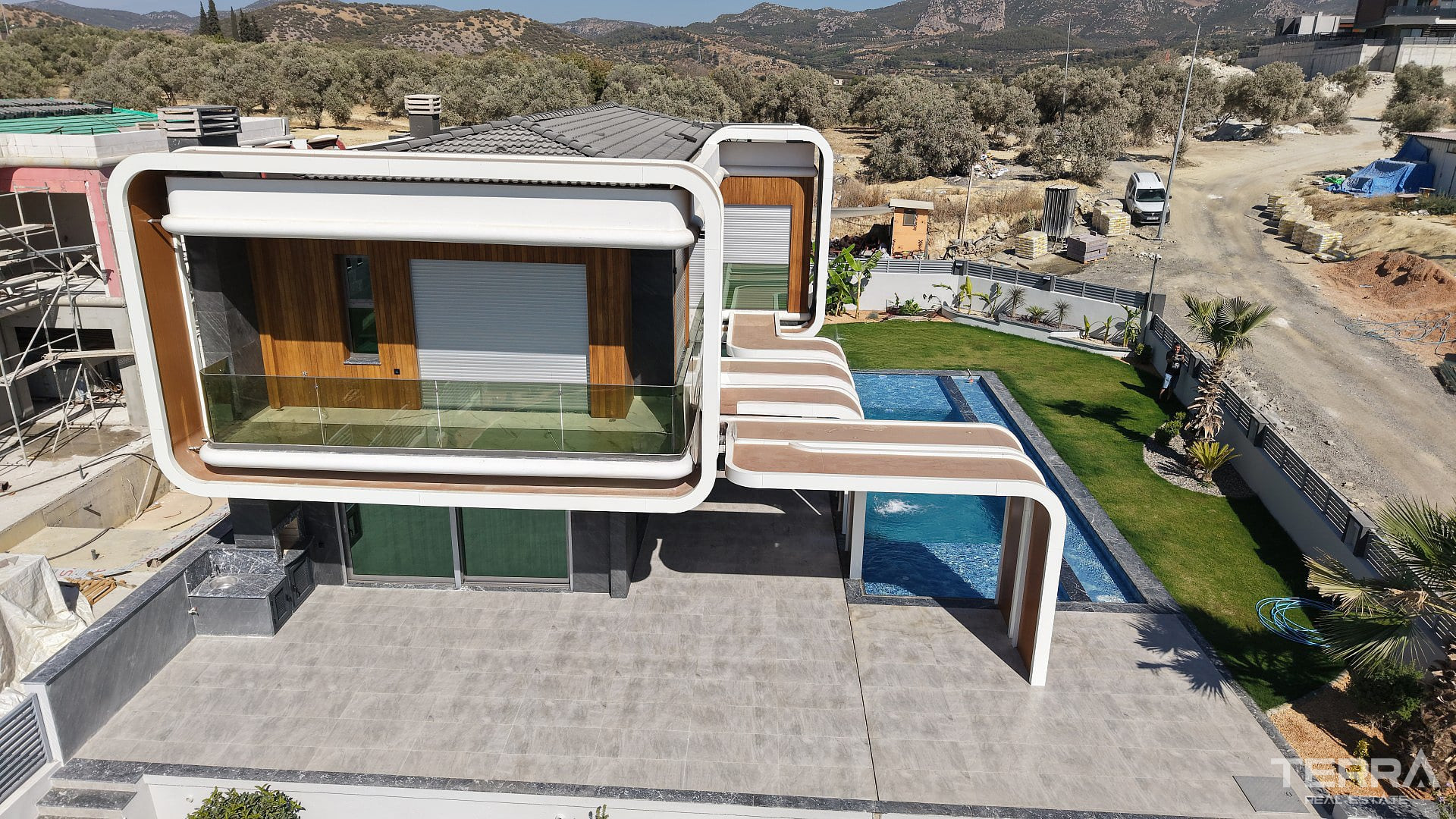 Detached Villas for Sale in Kuşadası, Aydın - 115620