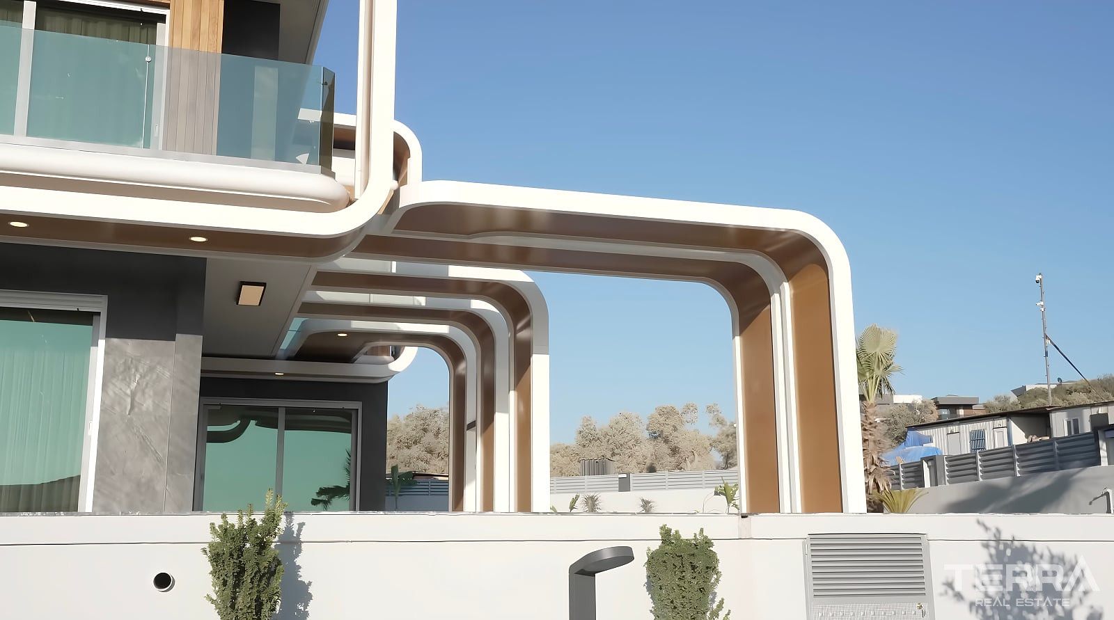 Detached Villas for Sale in Kuşadası, Aydın - 115622