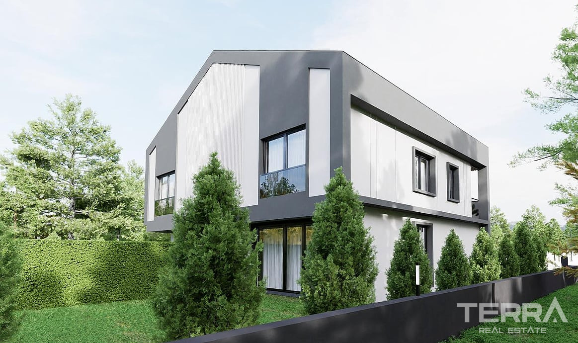 Villas with Gardens for Sale in Çankaya, Ankara, Turkey - 115839