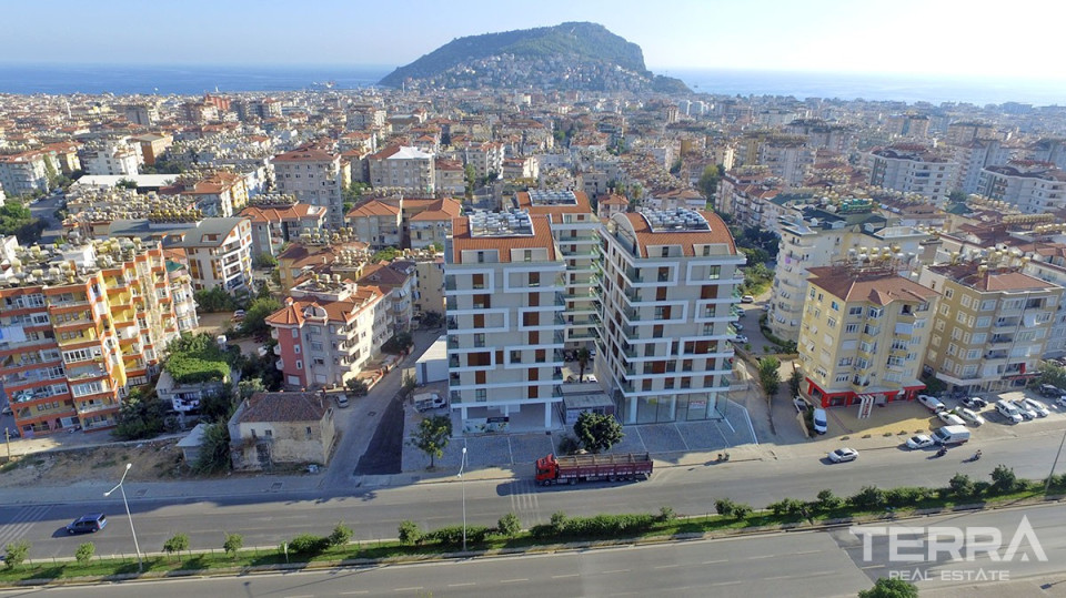 Luxury apartments with 4 bedrooms in Alanya City Centre