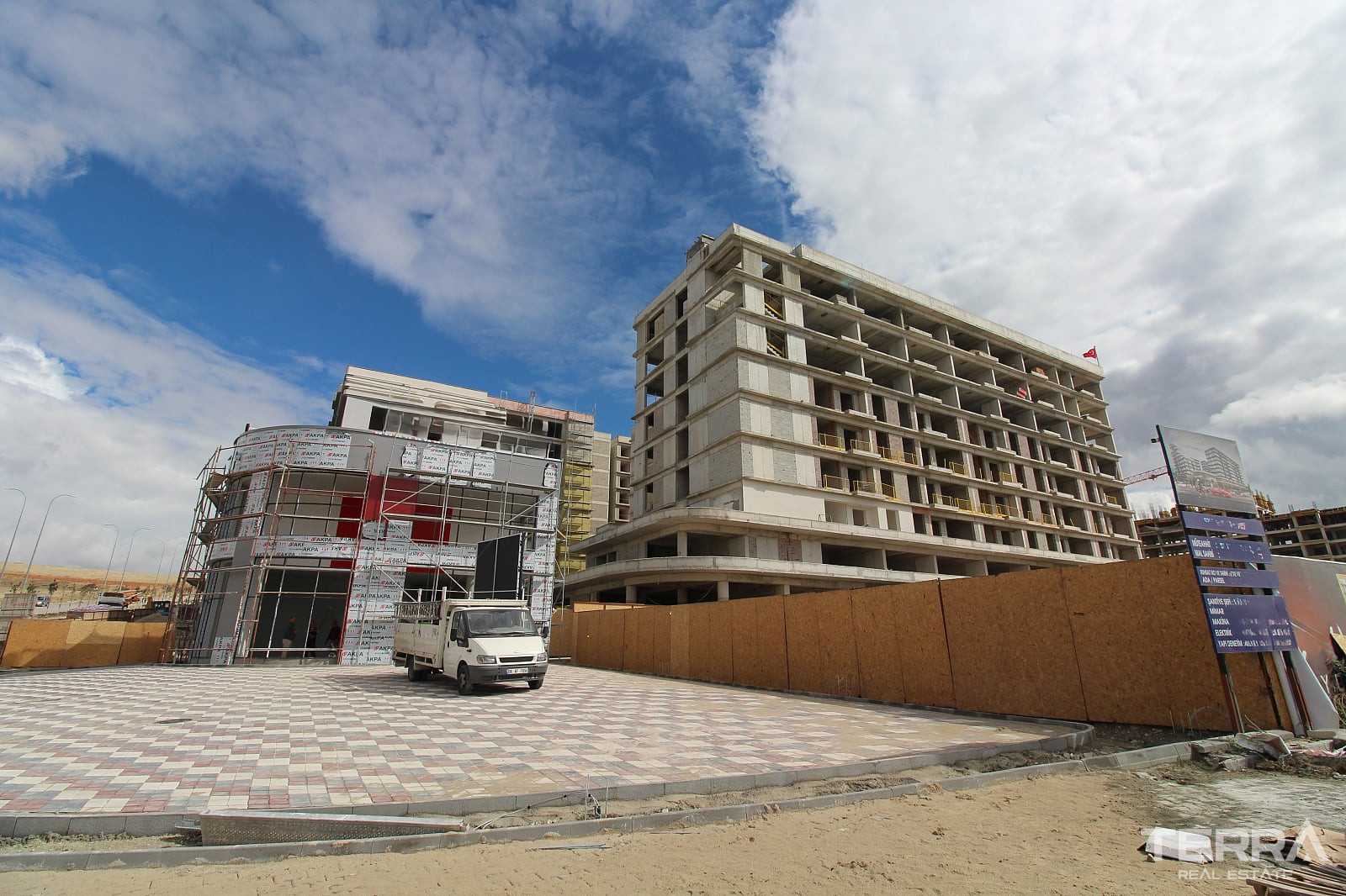 Apartments for Sale in Ankara, Sincan - 116072