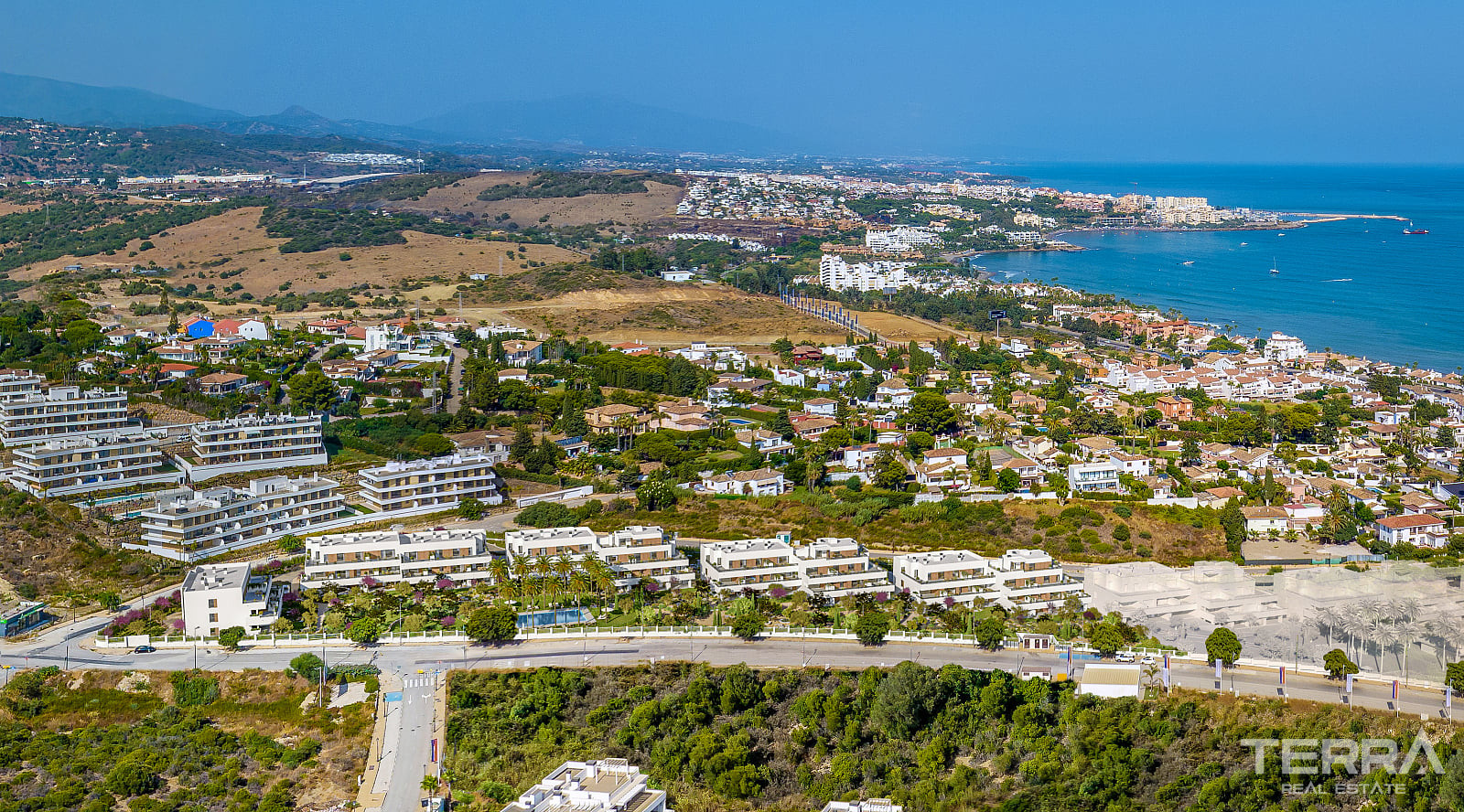 Sea View Apartments for Sale in Estepona, Costa del Sol - 116363