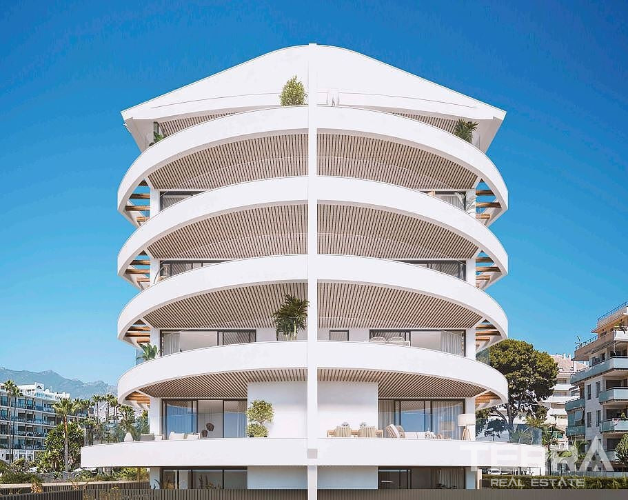 Sea View Apartments for Sale in Benalmádena, Costa del Sol - 116394