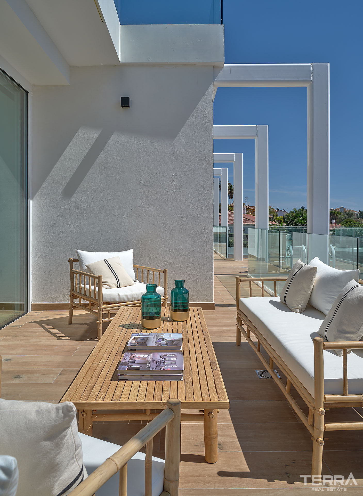 Sea View Villas for Sale in Marbella, Costa del Sol - 116469