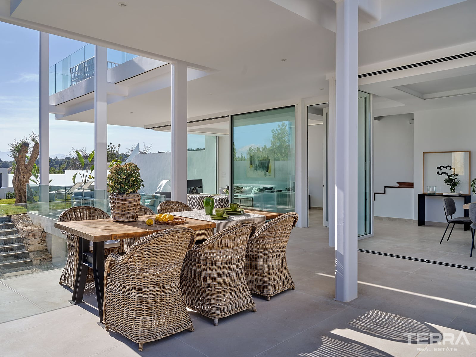 Sea View Villas for Sale in Marbella, Costa del Sol - 116475